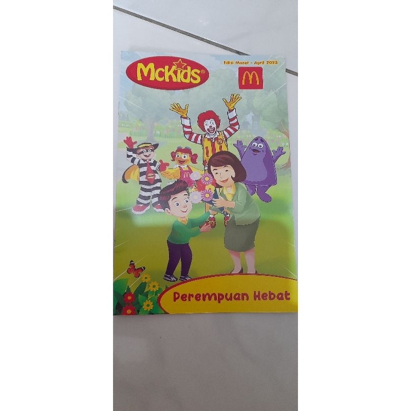 majalah anak mckids mcdonald activity book