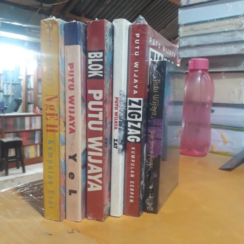 Buku Kumpulan Cerpen, Esai Sang Teroris Mental; ZigZag; Zat; Blok; Yel; NgEH PUTU WIJAYA (Pustaka Fi