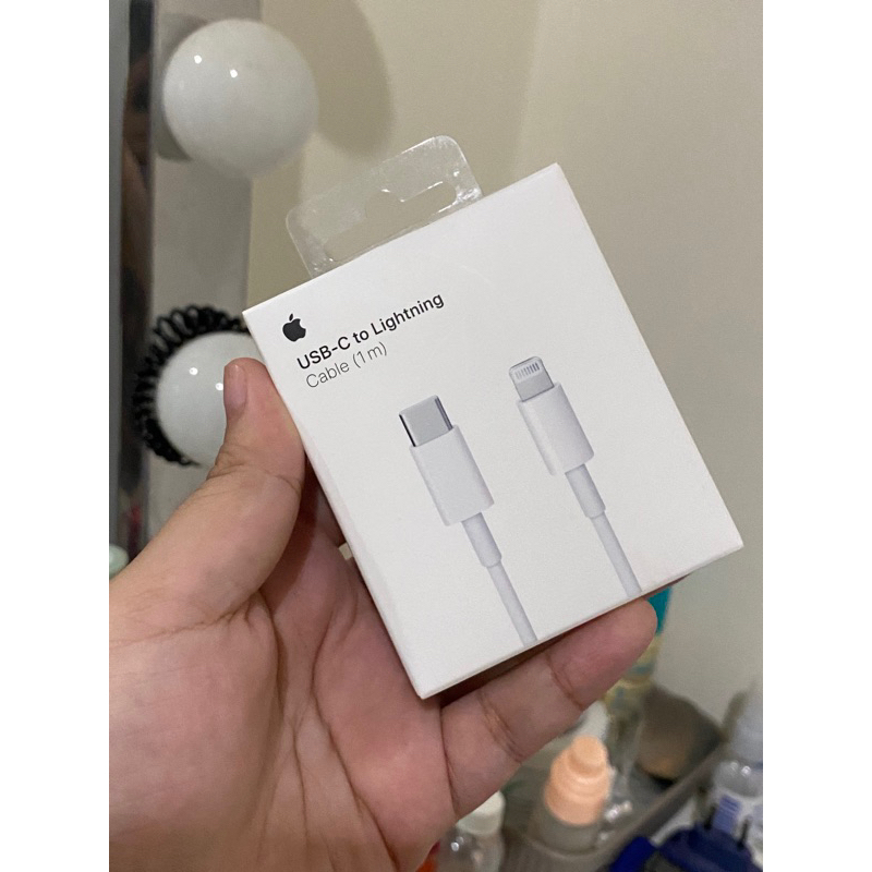 PRELOVED Kabel USB C to Lightning 1M