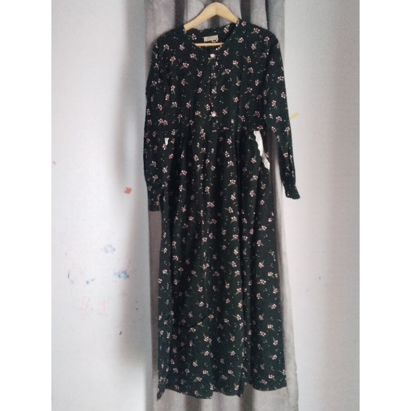 PRELOVED/PL DITSY SIZE XL