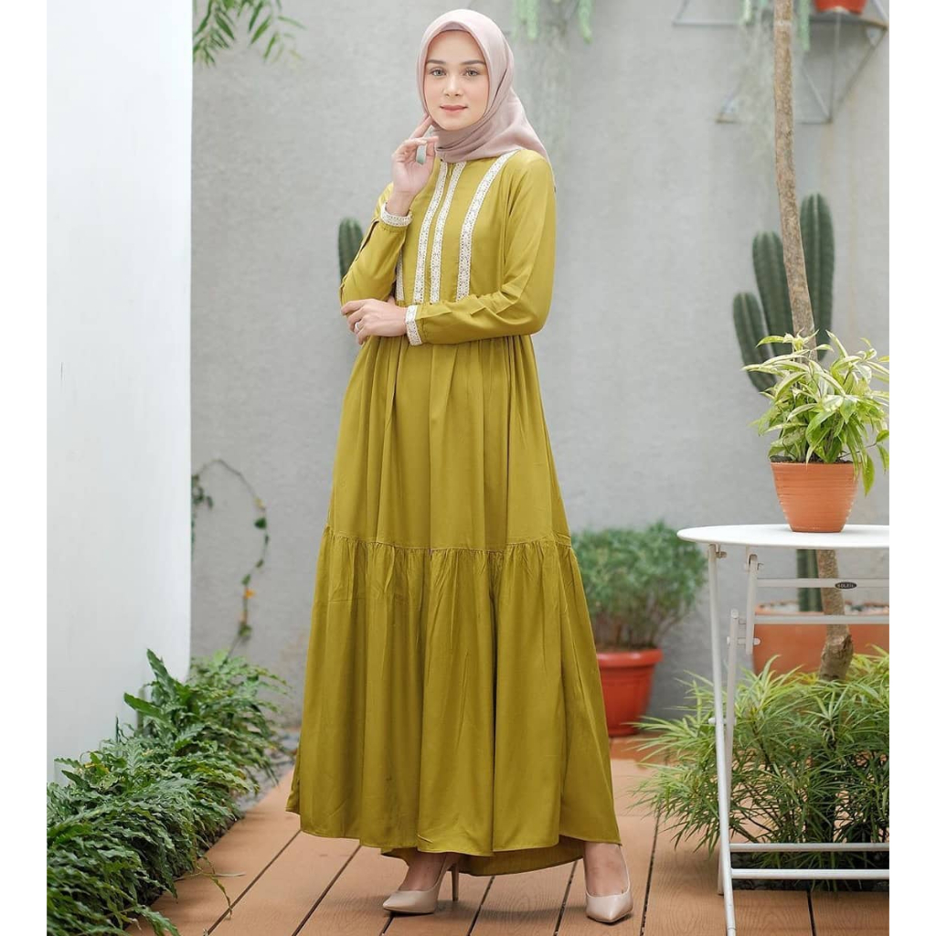 Alexa Dress Maxy