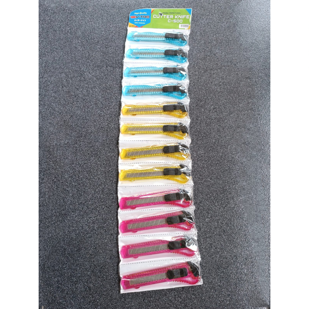 CUTTER PLASTIK BENING BESAR LEMBARAN MEREK YAMATA 1 LEMBAR ISI 12 PCS