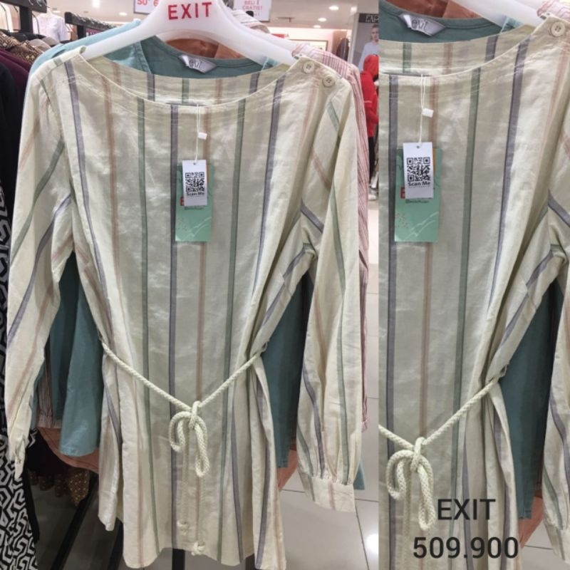 Blouse EXIT