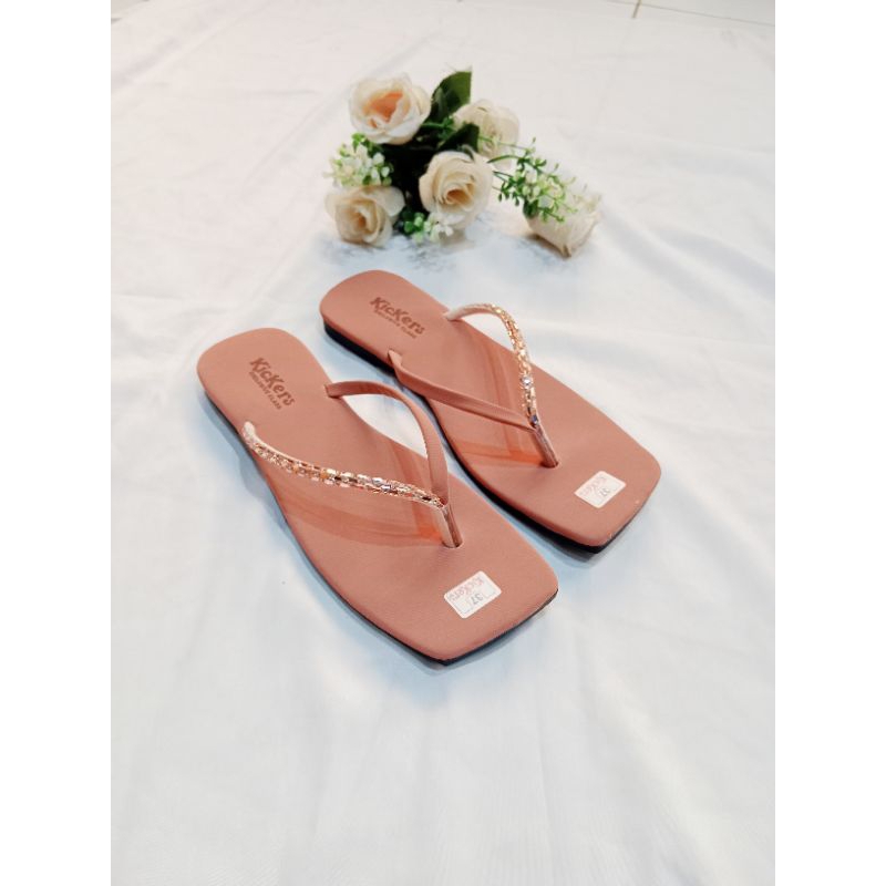 Sandal Japit Model Terbaru/Sandal wanita