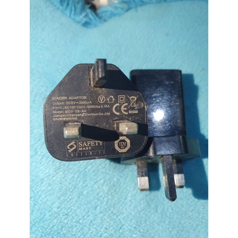 adaptor charger bekas original cabutan hp xiomi 2A kaki 3