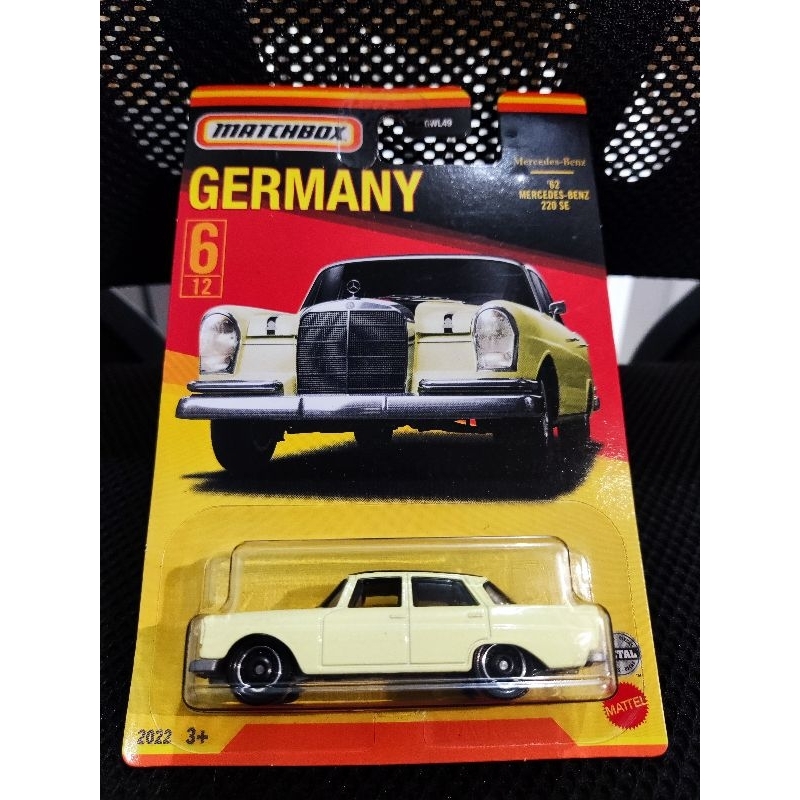 MATCHBOX - MERCEDES-BENZ 220 SE