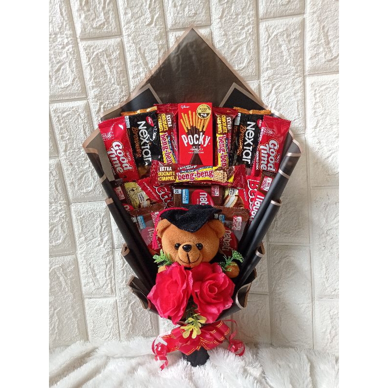 

(READY STOCK) BARANG BISA DIKIRIM HARI YG SAMA - BUCKET SNACK + BUNGA SIDANG WISUDA ULTAH (bisa costum warna kertas)