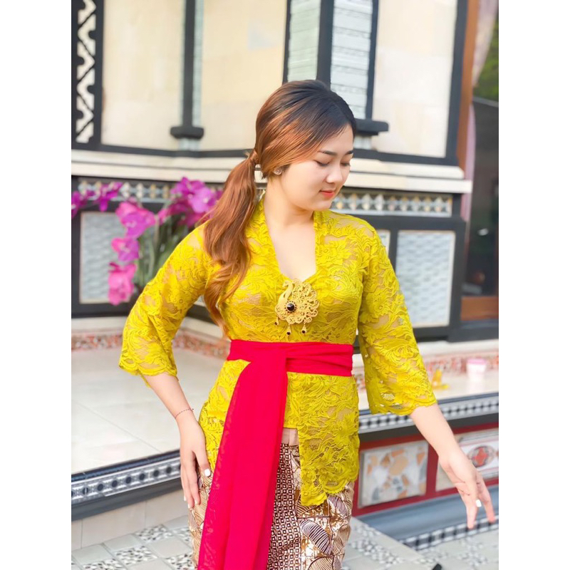 Kebaya sofia bet lonceng / kebaya bali / kebaya / kebaya brokat / kebaya lonceng