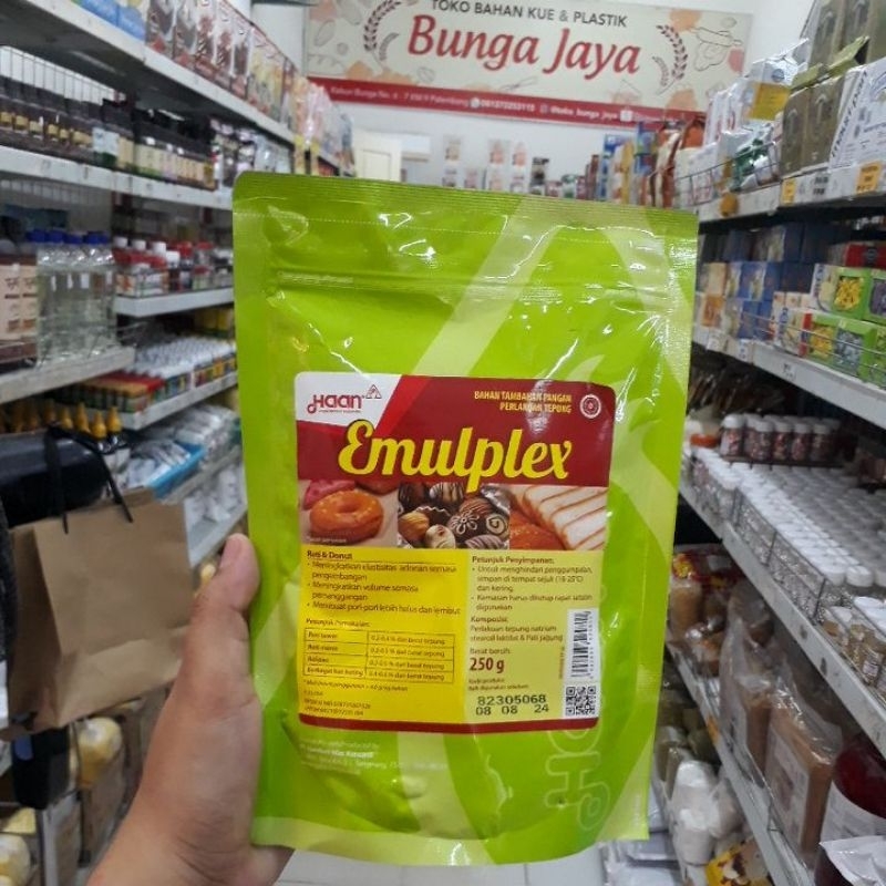 

EMULPLEX/EMULPLEK 250GR ~BAHAN PERENYAH KUE , ROTI, DONAT DLL