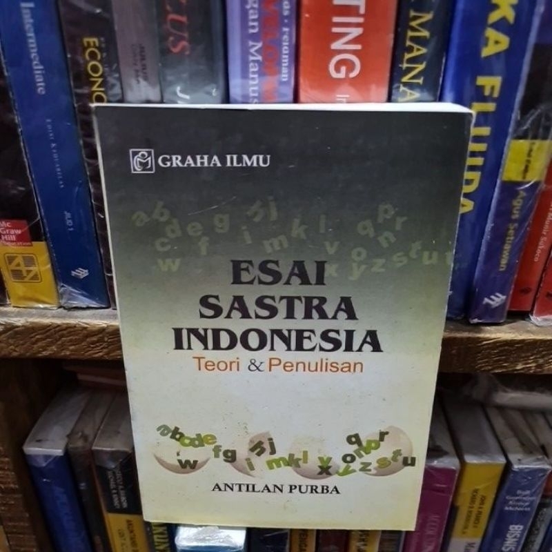 Esai sastra indonesia by Antilan Purba