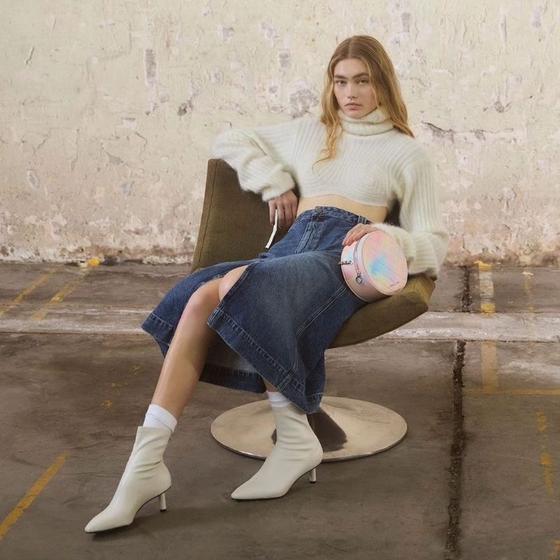 CK Kwan Quilted Circle Bag GIFTSET INCLUDE BOX