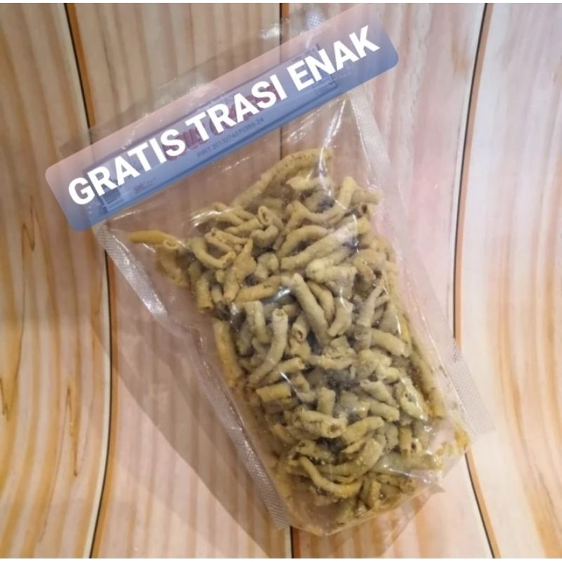 

KRIPIK USUS 300gram ENAK GRATIS terasi khas cirebonnn