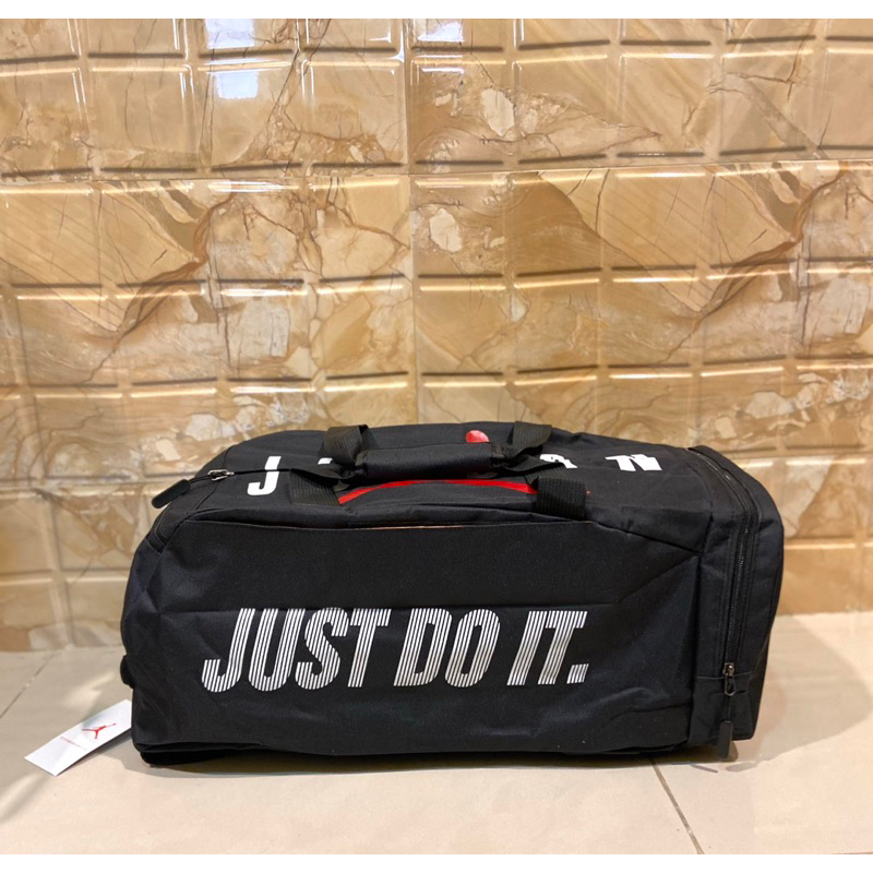 AIR JORDAN DUFFLE BAG JUST DO IT / TAS GYM JORDAN / TAS DUFFLE / JORDAN BAGPACK / JORDAN BACKPACK / RANSEL JORDAN