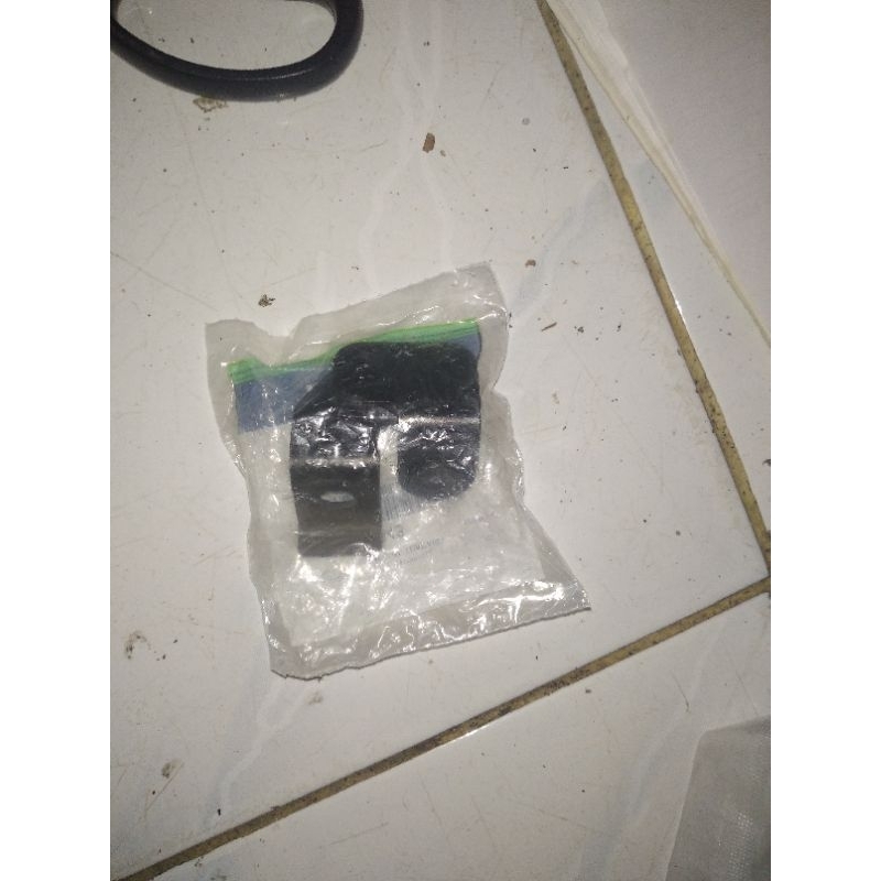 braket bracket knalpot tengah kawasaki ninja R SS original