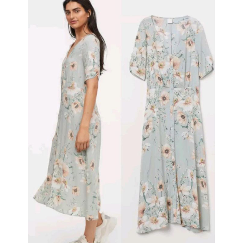 HNM CALF LENGHT DRESS LIGHT GREEN FLORAL