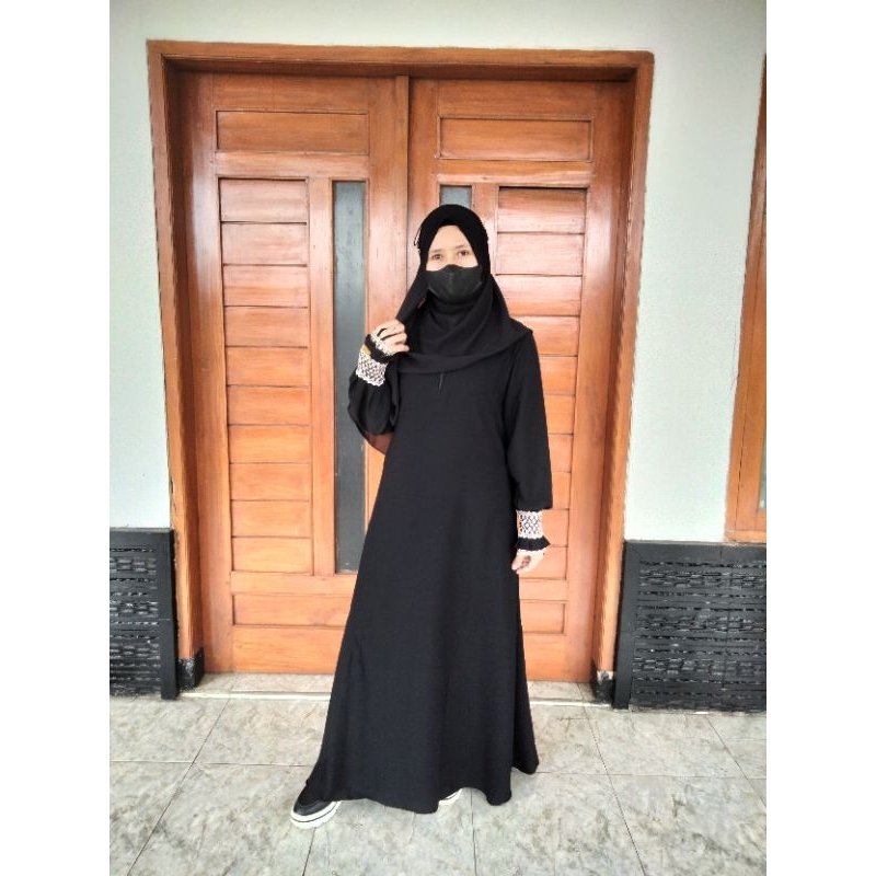 ABAYA JETBLACK PREMIUM TANGAN RENDA/TANGGUNG DAN DEWASA