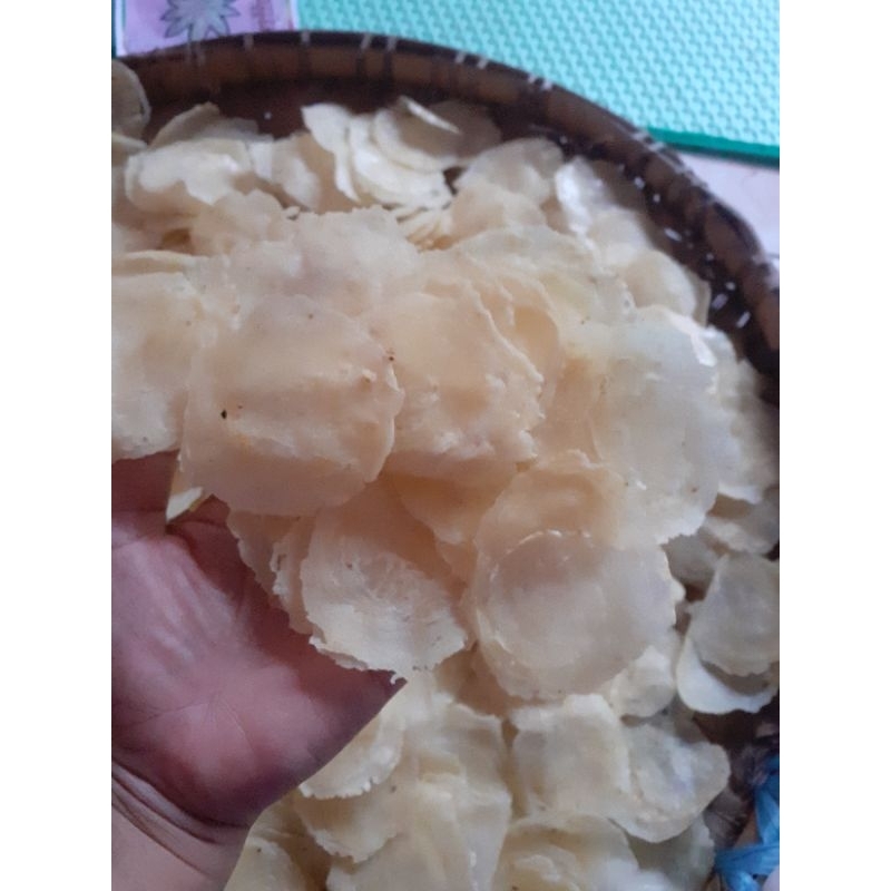 

Emping mlinjo tipis kering