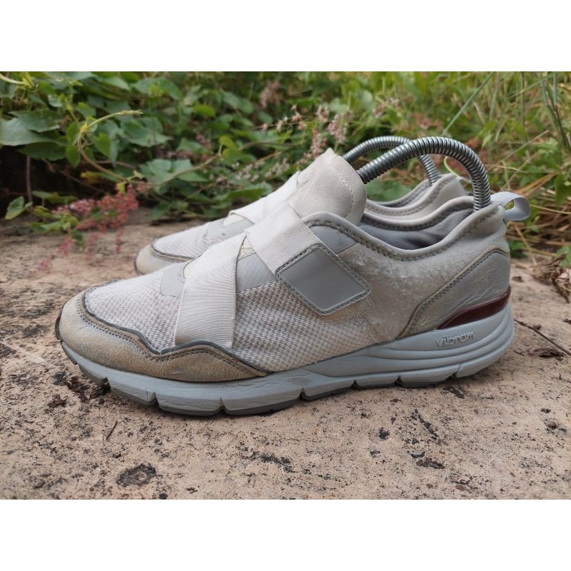 Sepatu Lanvin tapak Vibram slip on