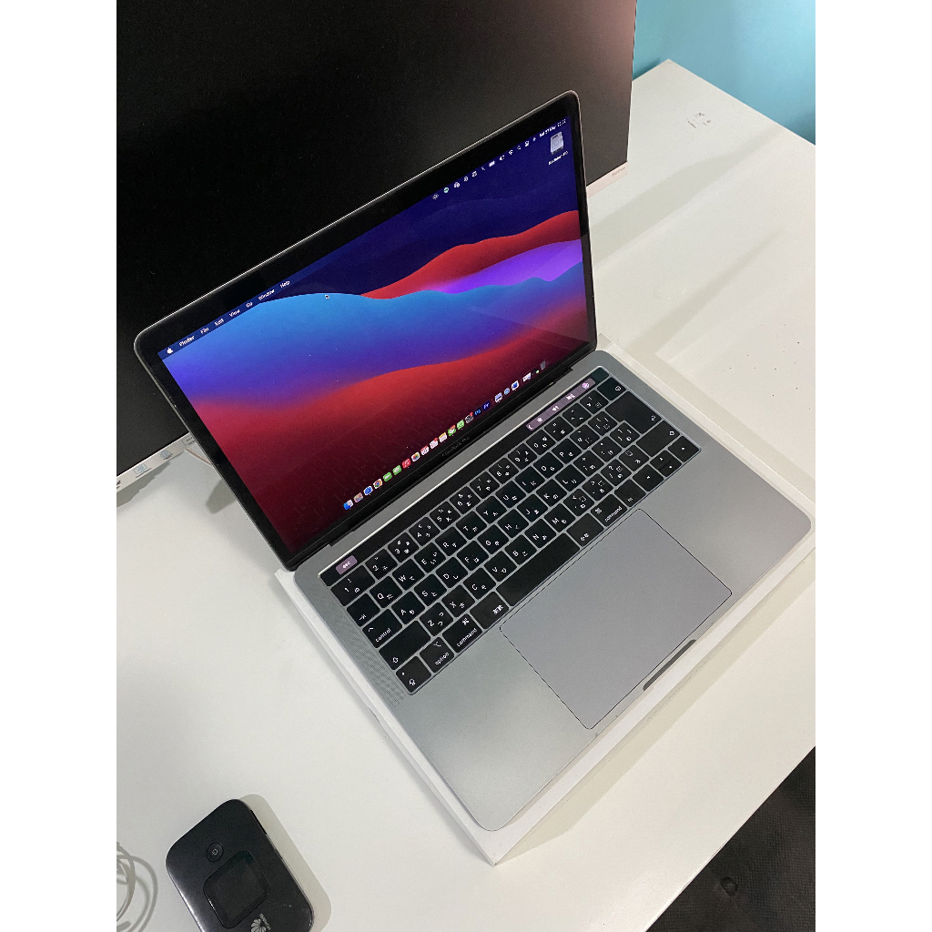 Macbook Pro 2019 Touch Bar 13" i5 8GB 128GB Japan JP Bekas Second
