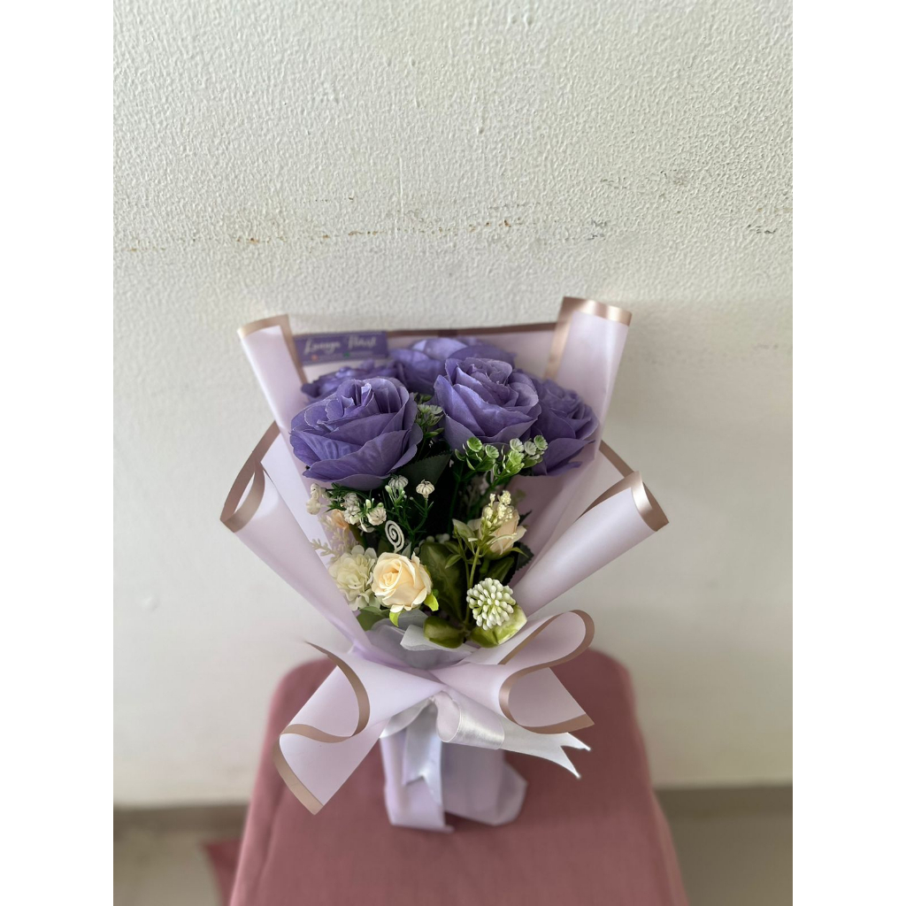 

Kado Ultah/Kado Pasangan/Kado Anniversarry/Buket Bunga/Buket Uang/Hampers/Gift/Buket Wisuda