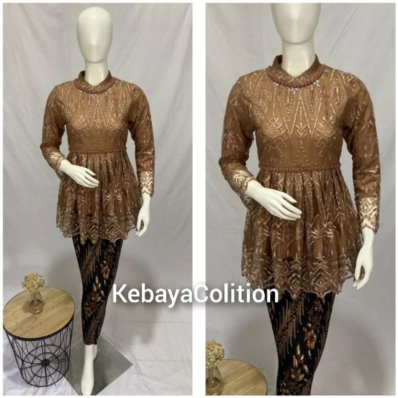 Kebaya Tunik / Tunik Borkat / Kebaya Modren / Kebaya Tile / Kebaya Favorite / Batik / Kebaya Ajc / Kebaya Tunik Brokat