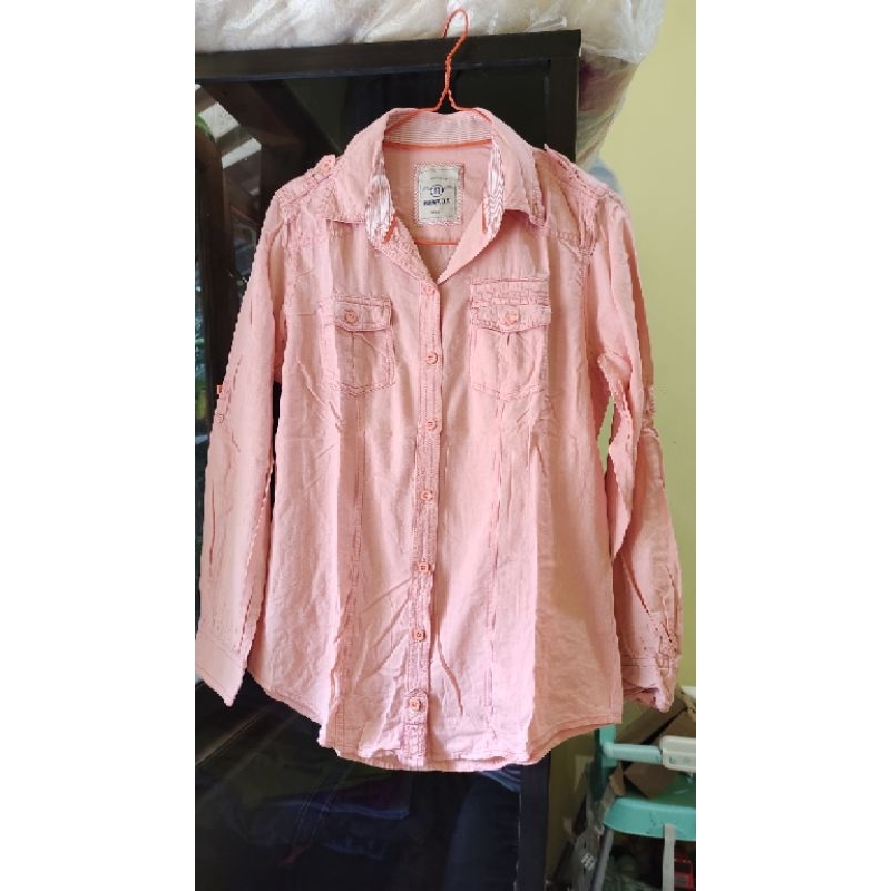 Preloved Kemeja Nevada