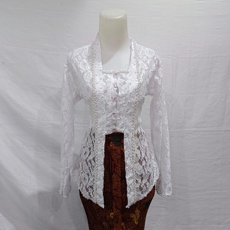 kebaya broklat wisuda Kutubaru