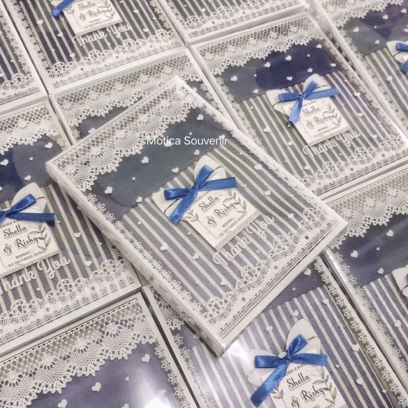 Souvenir Pernikahan Pouch Dompet Salur Kemas Mika