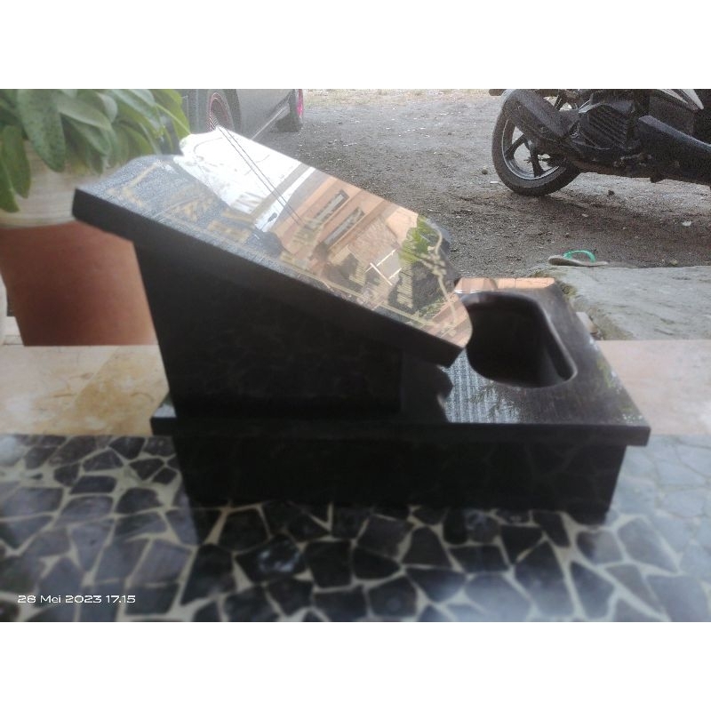

kijingan mahesan granit