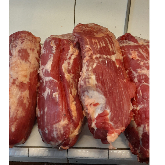 

Daging Sapi Segar Fresh Lokal Gandik / Gandek Eyeround