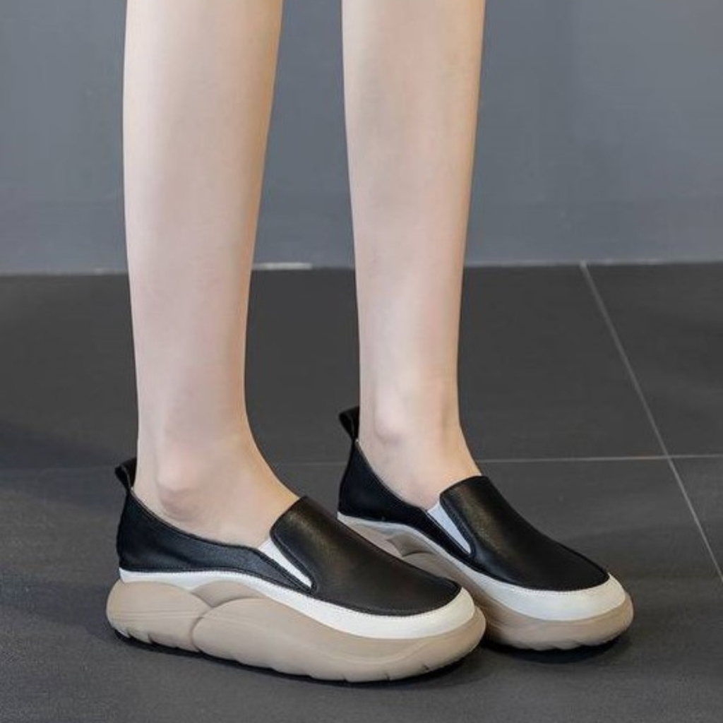 3014 Sepatu Slip On Wanita Kekinian Import