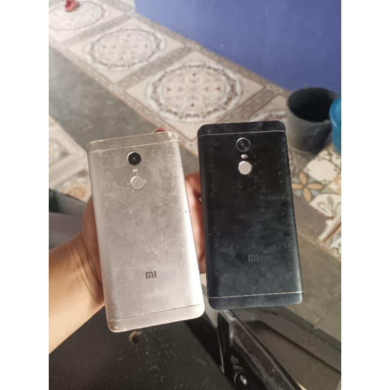 2 unit Xiaomi redmi note 4 Qualcomm minus LCD dan batre