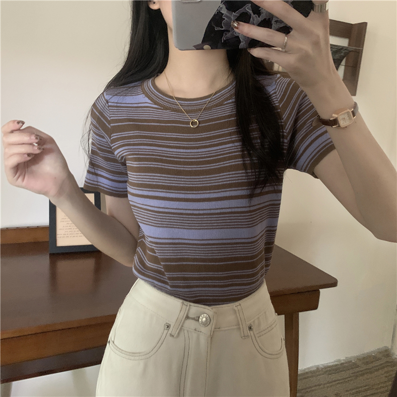 Atasan Wanita Kekinian/Korean style Lengan Pendek Rajut Kaos Bergaris Import Premium Crop Top T-Shirt