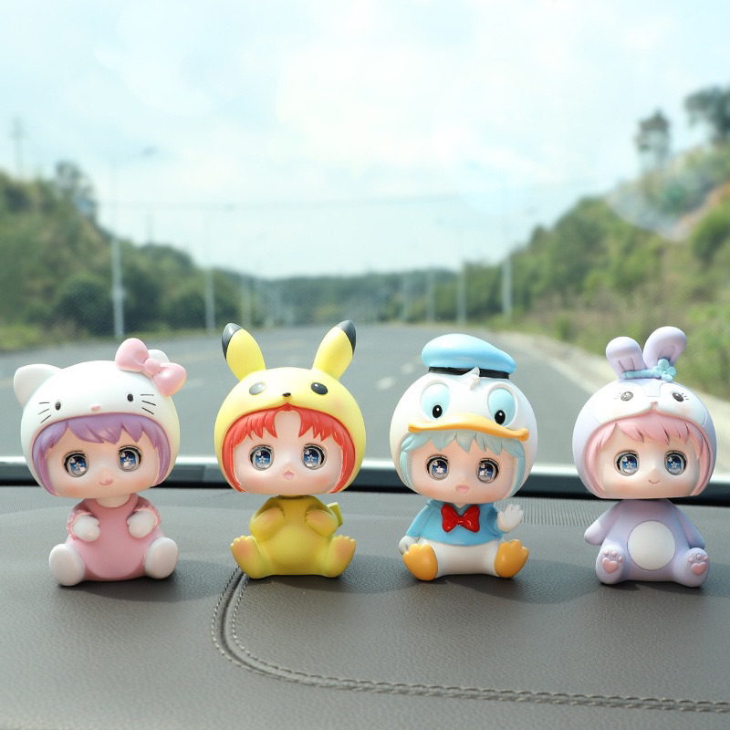 Miniatur Hello Kitty Donald Duck Pikacu / Mainan Mobil / Topper Kue Hello Kitty / Pajangan Hiasan Dashboard Donald Duck