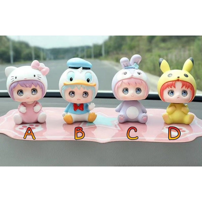 Miniatur Hello Kitty Donald Duck Pikacu / Mainan Mobil / Topper Kue Hello Kitty / Pajangan Hiasan Dashboard Donald Duck