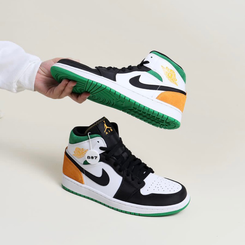 Air Jordan 1 Mid Oakland