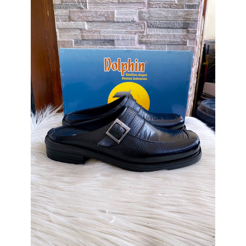 PSPGN.CO | ORIGINAL BRAND DOLPHIN 8151 IN BLACK SELOP KULIT PRIA BUSTONG MULES TUTONG SLIDE FORMAL S