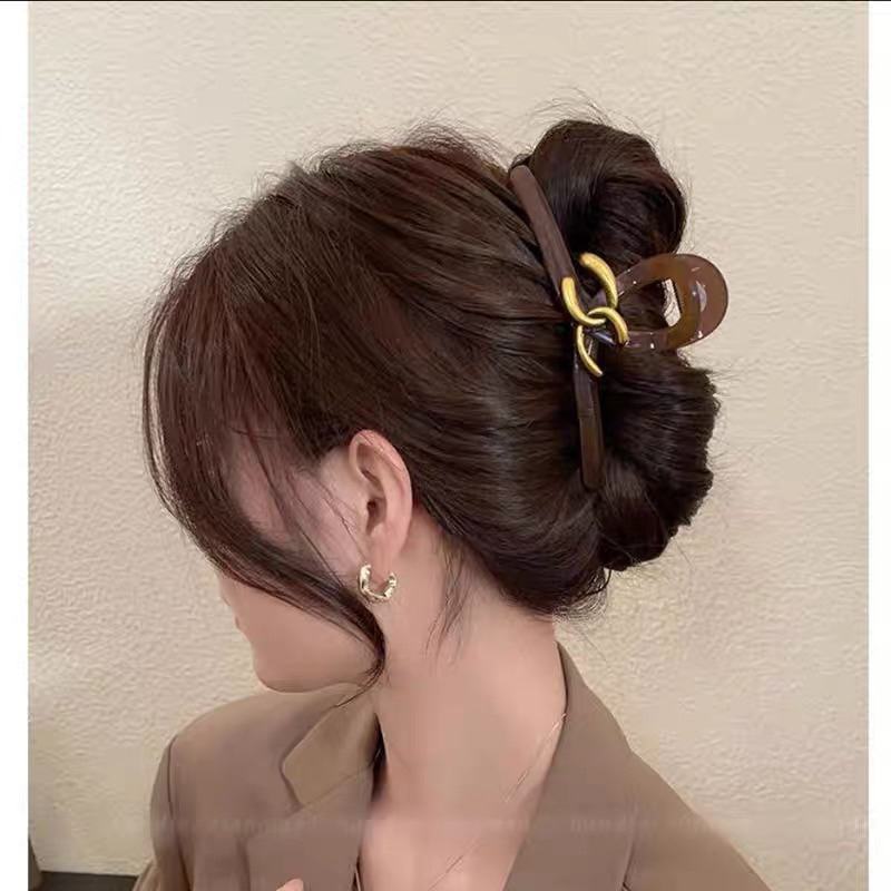 LITTLE DAISY | Jepitan Rambut Model Korea Celine Premium Quality / Korean Hair Claw Premium Aesthetic Hair Clips/ Kep Rambut Mewah Elegant