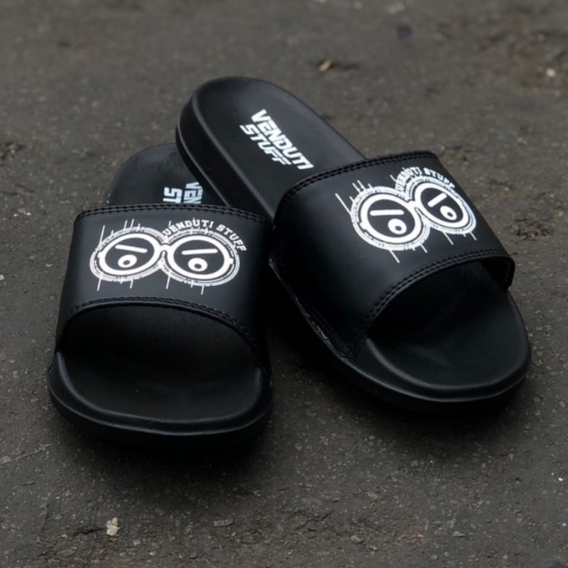 Sandal Slide Venduti Stuff Original Unisex Sandal Slip On Pria Wanita Black White