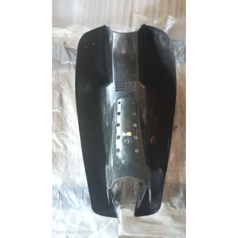 Sayap Tebeng Dek Legshield Honda Astrea Prima Hitam Limited Edition