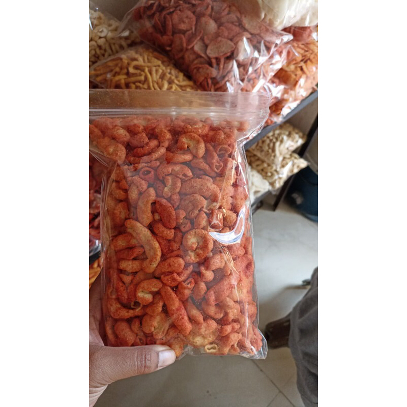 

macaroni balado pedas asin manis gurih wenakk puolll berkualitas 250gr