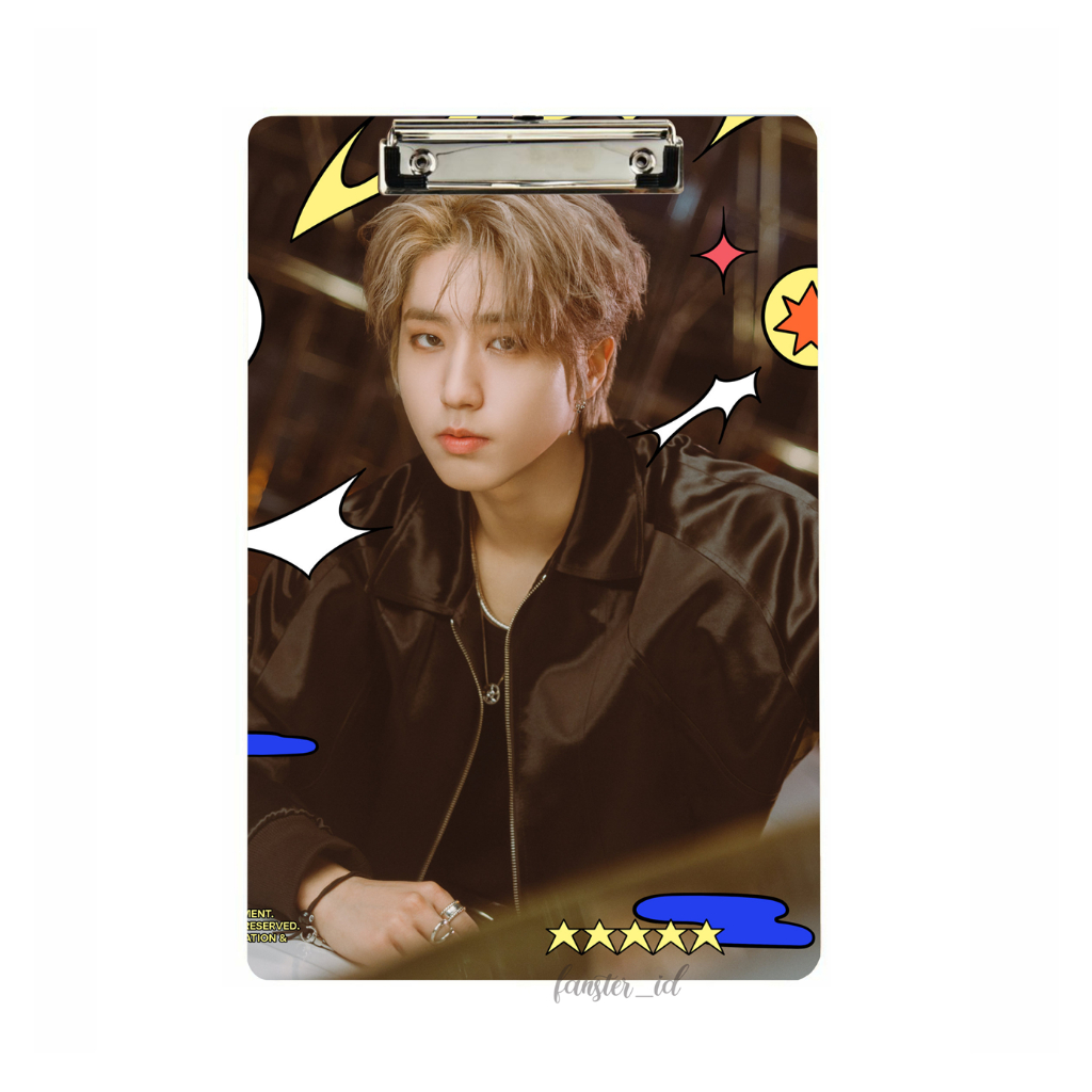 

Clipboard Papan Ujian Stray Kids