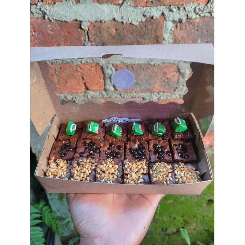 

Brownies Fudgy by Snap Cake Medium Size/ Brownies sekat