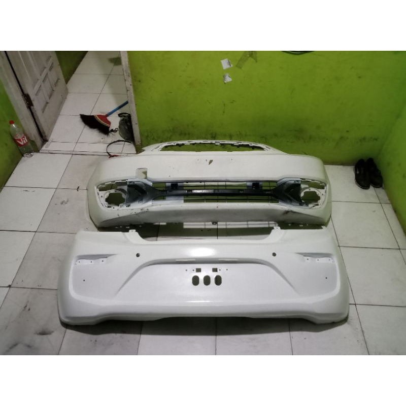 bemper depan belakang Mirage tahun 2016