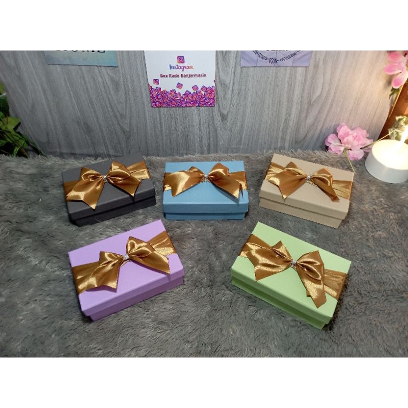 

Box Ukuran 15cm x 10cm Tinggi 5cm By Box Kado Banjarmasin