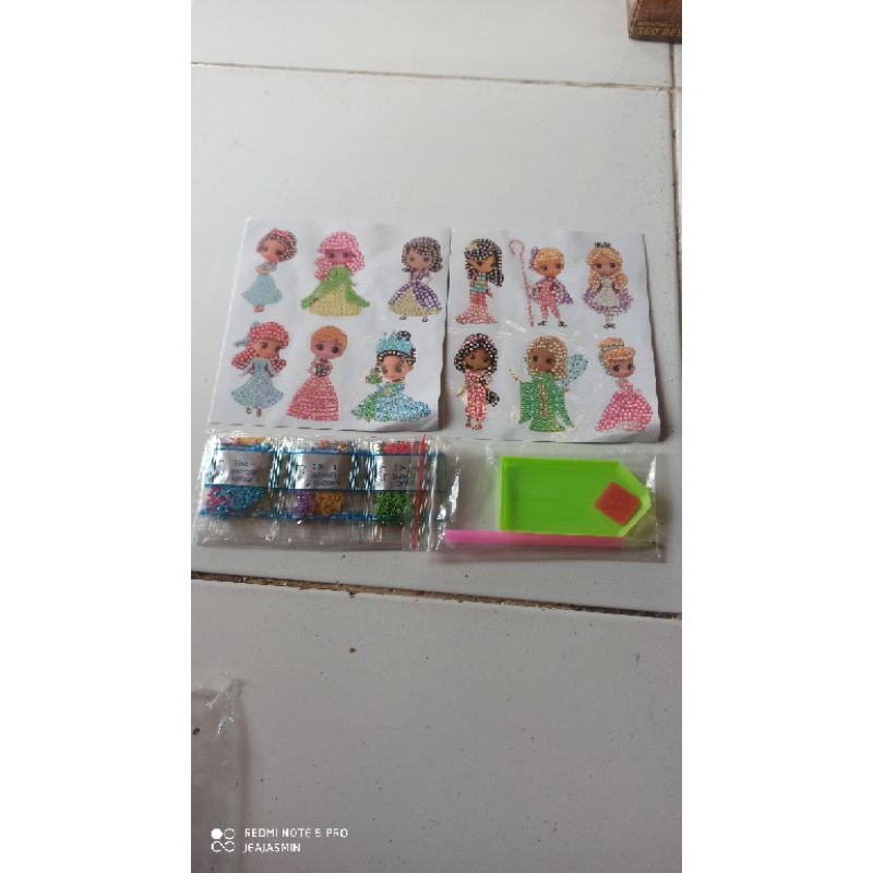 MAINAN STICKER DIAMOND/MANIK MANIK TEMPEL