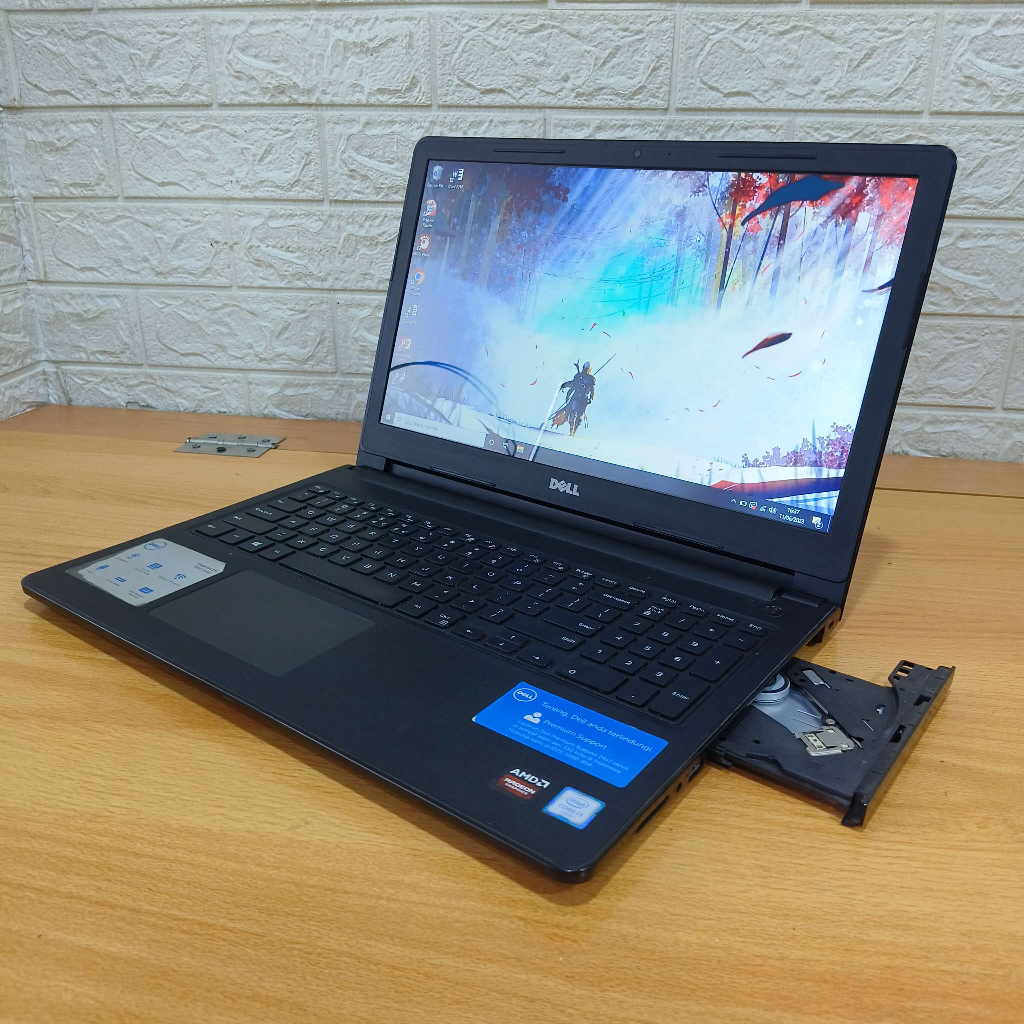 Laptop Dell Inspiron 15 Core i3 Gen 6 RAM 8GB SSD 256GB Dual VGA