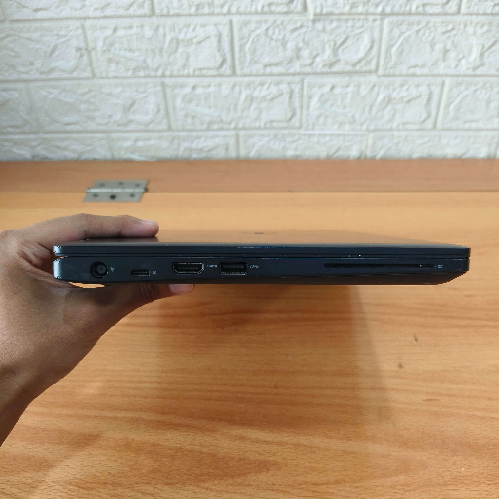 Laptop Dell Latitude 5280 Core i5 Gen 7 RAM 8GB Bergaransi Siap Pakai