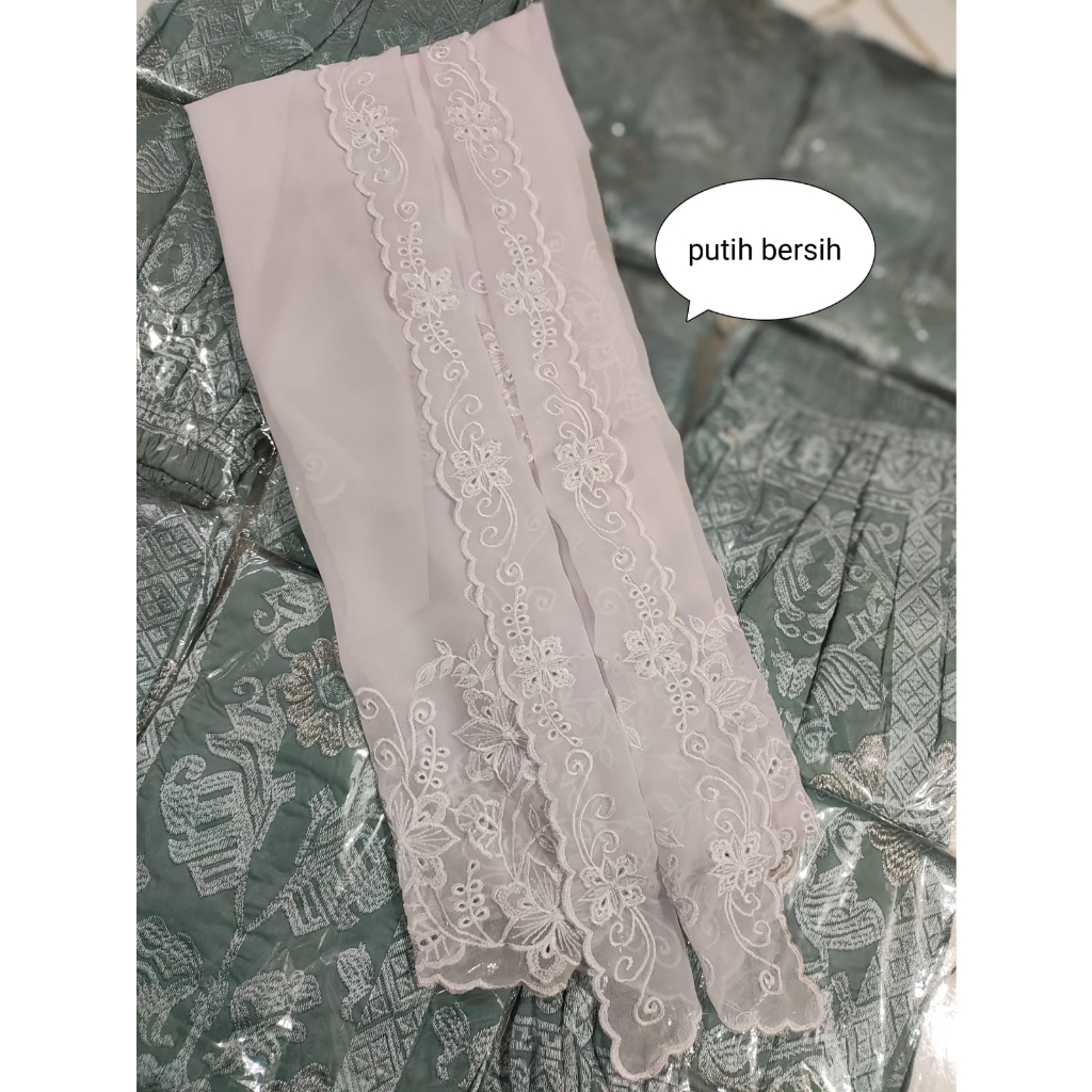 kain kebaya bordir leher lipat