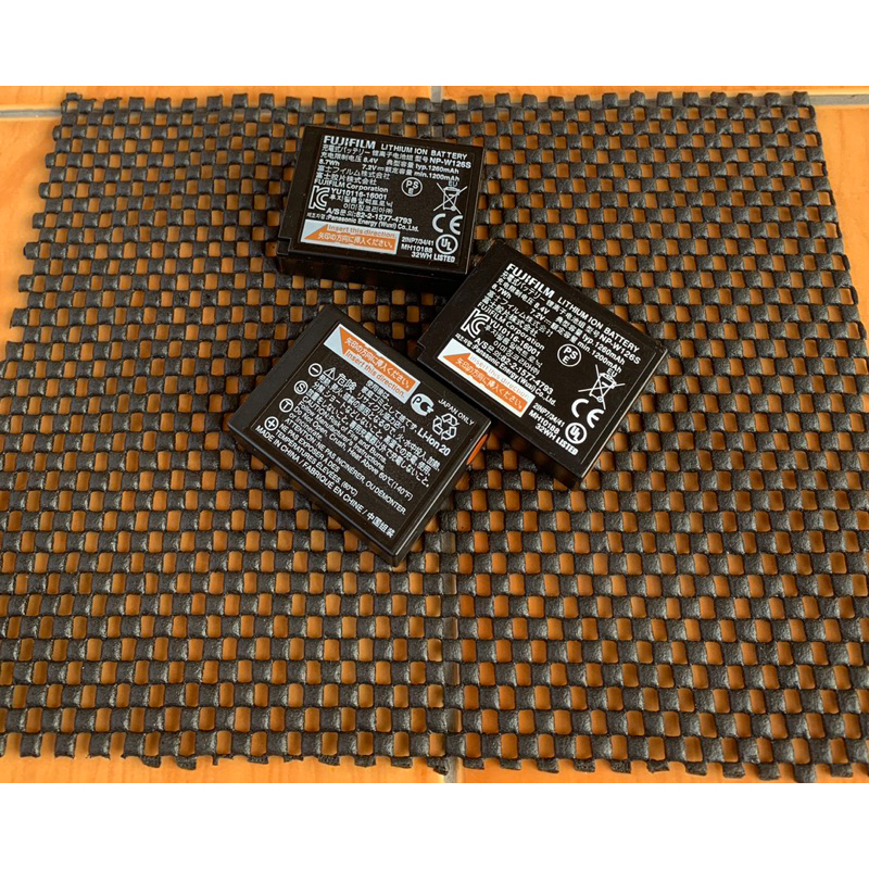 BATERAI NP W 126s NP W126 ORIGINAL COPOTAN UNTUK KAMERA FUJIFILM